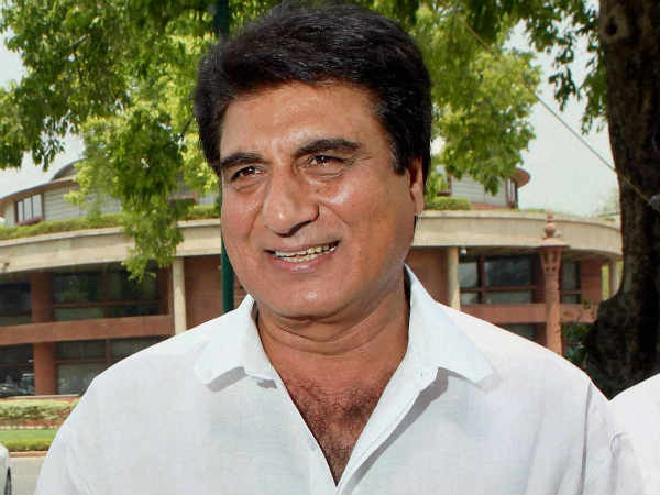राज बब्बर को बाहर किया
