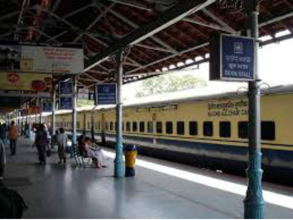 ट्रेनों को बनाया जाएगा Superfast