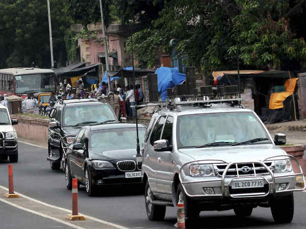 narendra-modi-convoy narendra-modi-convoy