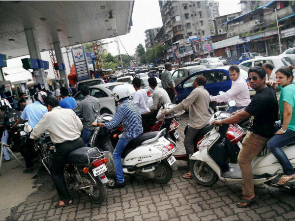 कम कीमतों पर कच्चे तेल की सप्लाई