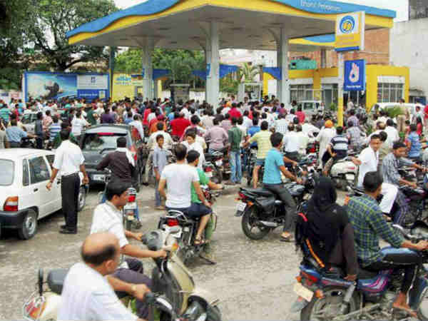 Slash in Petrol-diesel prices possible Slash in Petrol-diesel prices possible