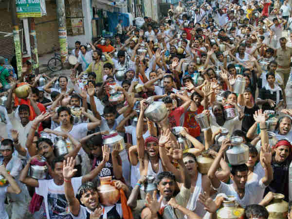 Now, nobody can offer spurious milk at Kashi Vishwanath temple Now, nobody can offer spurious milk at Kashi Vishwanath temple