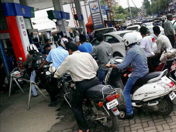 महाराष्ट्र सरकार ने भी दिए दाम करने के संकेत