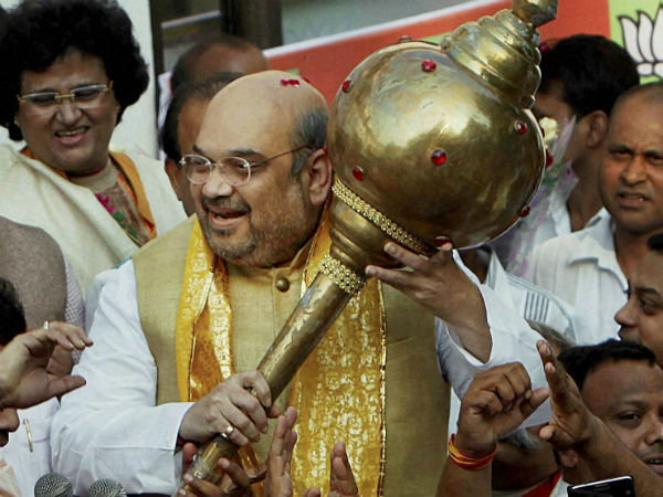 अमित शाह के हाथों में कमान
