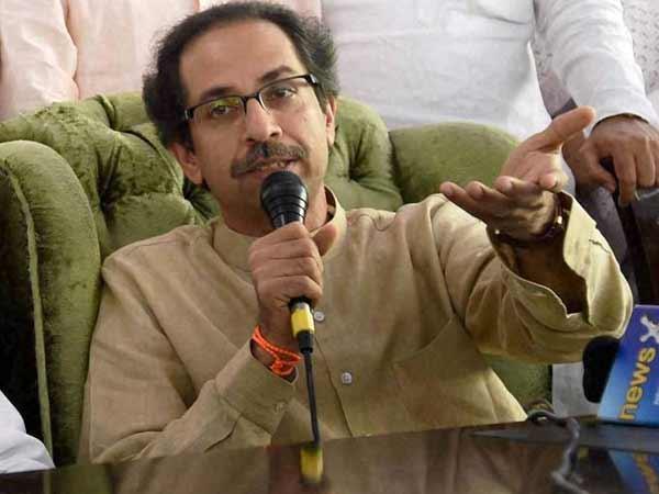 GST दरों में कटौती के बाद शिवसेना ने कहा- 'ये भाजपा के अंहकार की हार' GST दरों में कटौती के बाद शिवसेना ने कहा- 'ये भाजपा के अंहकार की हार'