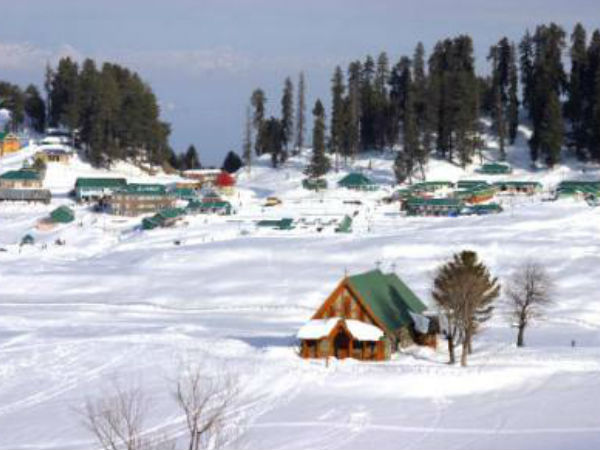 Srinagar at minus 4.4 degrees records season's lowest Srinagar at minus 4.4 degrees records season's lowest