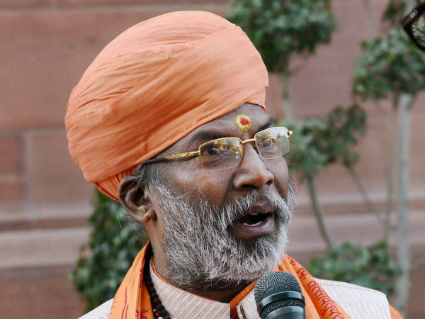आशा का मामला आसमान में गीता का मामला बहस के लायक नहीं