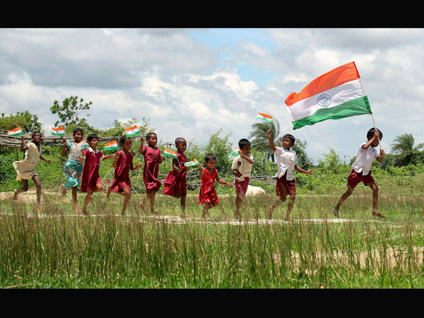 46 विश्वविद्यालयों में फहराया जाएगा तिरंगा