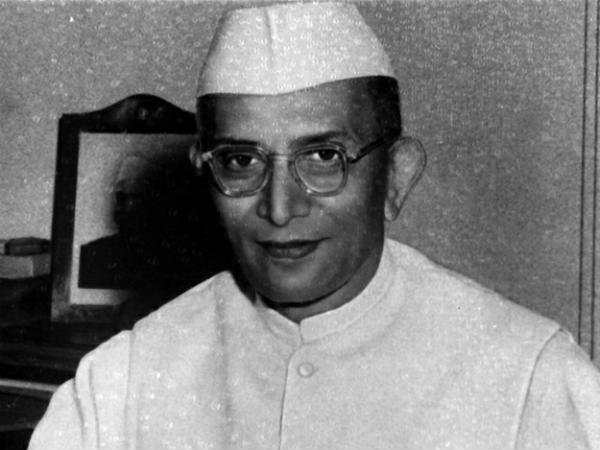 Afer PV Narasimha Rao, Government to build memorial for Morarji Desai too in capital Afer PV Narasimha Rao, Government to build memorial for Morarji Desai too in capital
