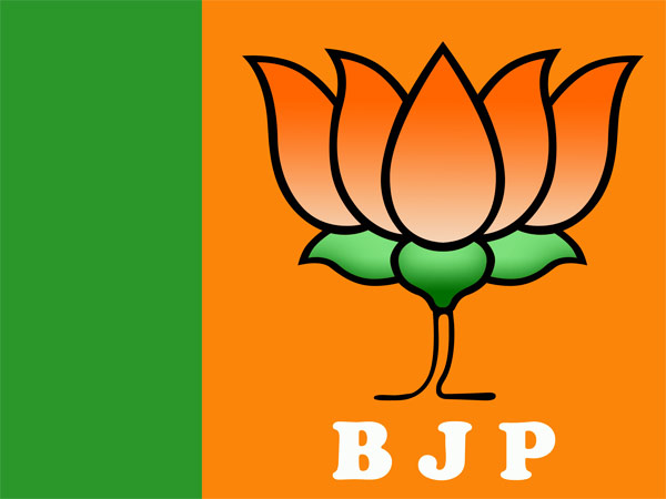 Kin of BJP MP in Chhattisgarh mercilessly beats a school manager Kin of BJP MP in Chhattisgarh mercilessly beats a school manager