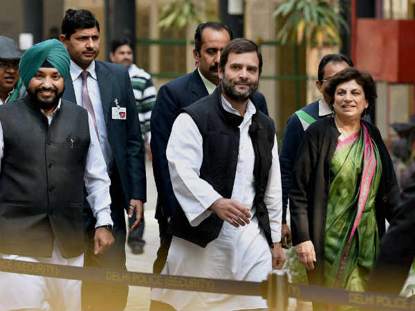 Happy mood prevailing in Congress offices after Rahul Gandhi returns Happy mood prevailing in Congress offices after Rahul Gandhi returns