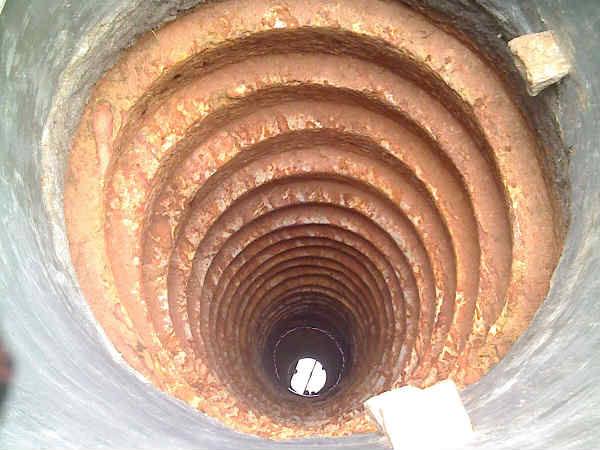 छत्तीसगढ़ के राजिम में ढाई हजार साल पुराना कुआं मिला | 2500 years old well found in Chhattisgarh - Hindi Oneindia