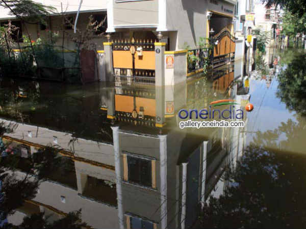 Chennai Rain 2015 Pics: घरों में पानी घुसा