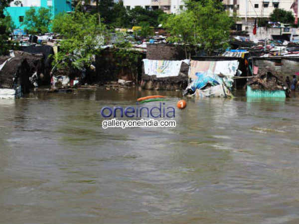 Chennai Rain 2015 Pics: हाल बेहाल