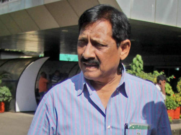 गेंदबाज से राजनेता का सफर