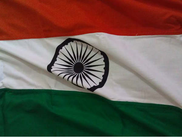 कनॉट के सेंट्रल पार्क में लगे झंडे की कीमत 40 लाख रुपए