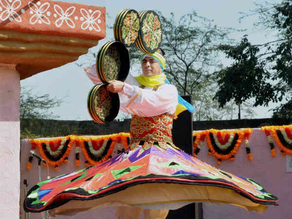 फूल तितली से लेकर पतझड़ तक