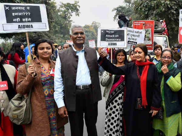  कन्हैया की गिरफ्तारी के विरुद्ध प्रदर्शन