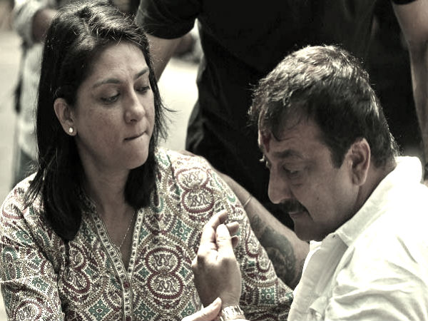 प्रिया दत्त को पूनम महाजन ने हराया