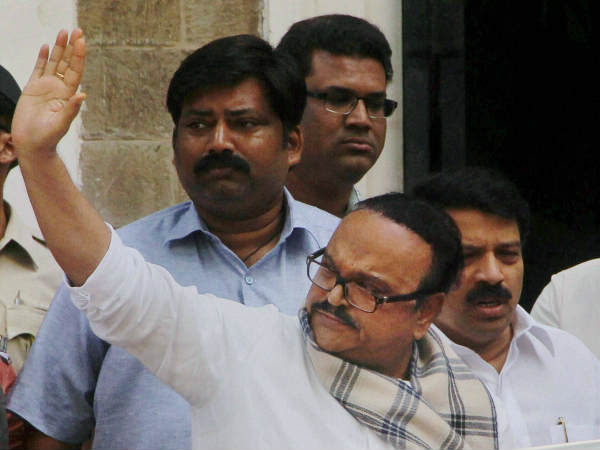 Chhagan Bhujbal: '%u0938%u092C%u094D%u091C%u0940%u0935%u093E%u0932%u0947' %u0938%u0947 800 %u0915%u0930%u094B%u0921%u093C %u0915%u0947 %u0918%u093E%u091F%u093E%u0932%u0947 %u0924%u0915
