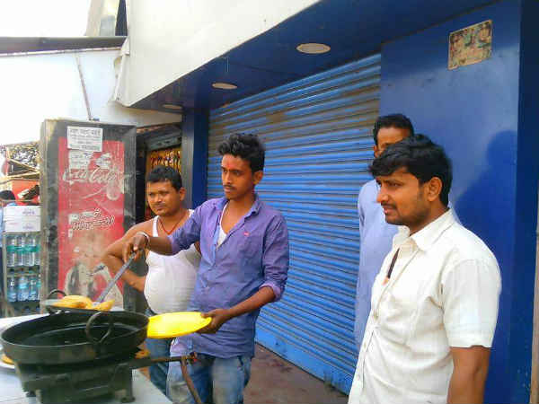 'मयखानों 'में पसरा सन्नाटा, बिक रही पूड़ी, सब्जी और जलेबी