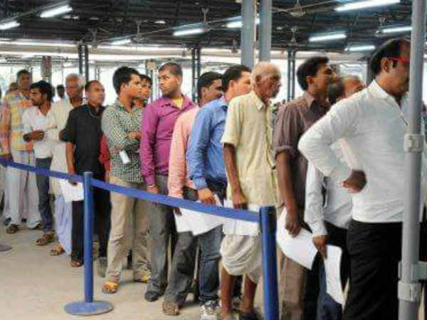 जनता दरबार में गैरहाजिर रहे लालू के दोनों लाल