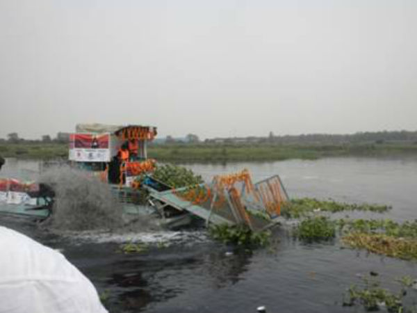 यमुना की सफाई के लिए चाहू हुआ ट्रैश स्‍कीमर