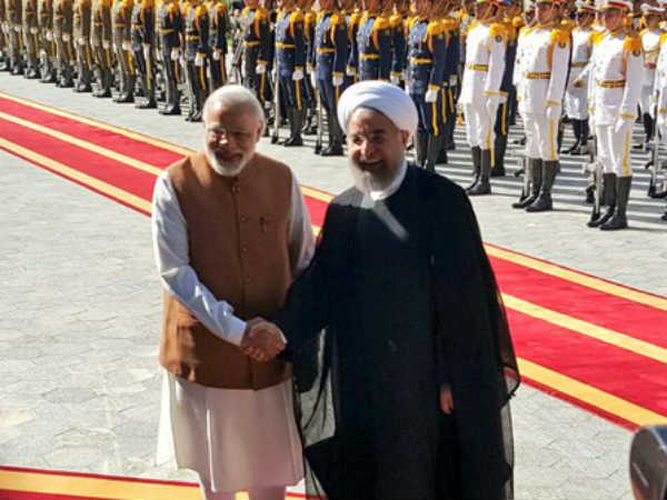 पीएम मोदी को ईरान में याद आया गालिब का एक शेर 