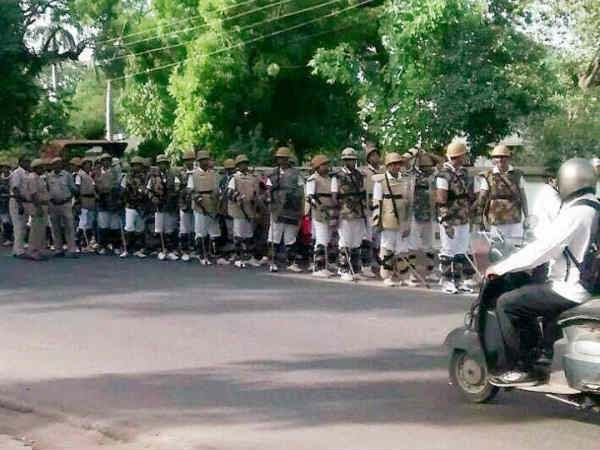 मथुरा अतिक्रमण- 21 लोगों की मौत