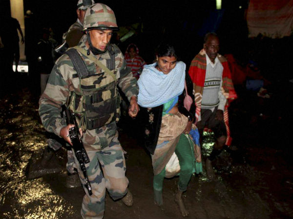 कश्मीर में तनाव के बाद तीसरे दिन में अमरनाथ यात्रा बाधित