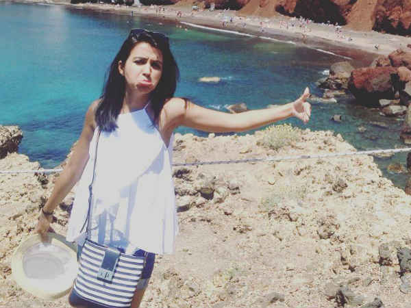 मिलिए रीयल 'क्वीन' से जो बिना पति के निकली हनीमून पर