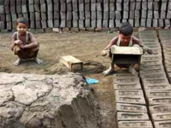 किशोरों के संदर्भ में