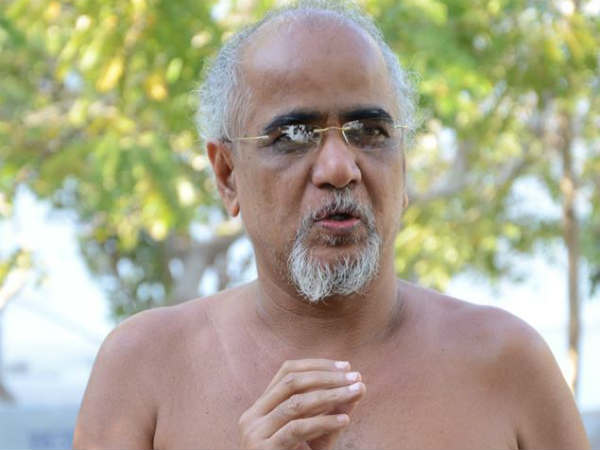 किसी को बदल नहीं सकते