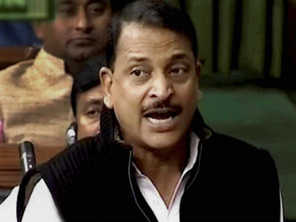 Union Minister Rajiv Pratap Rudy Injured in Accident in Bihar Union Minister Rajiv Pratap Rudy Injured in Accident in Bihar