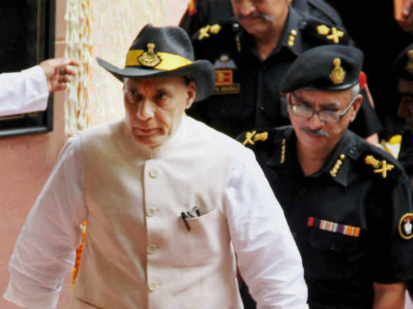 rajnath-singh-in-kahsmir.jpg rajnath-singh-in-kahsmir.jpg