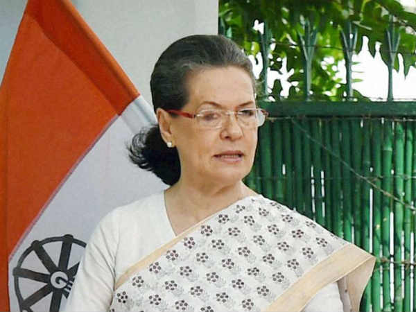 'सोनिया के खिलाफ लड़कर पार्टी की प्रतिष्ठा बढ़ाई'