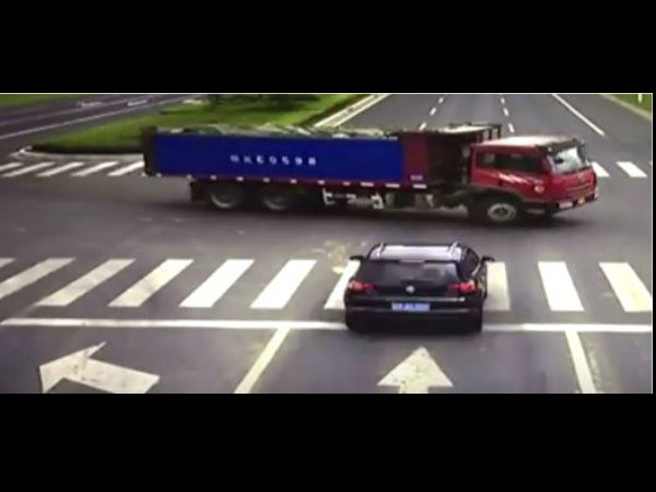 video of road accident video of road accident