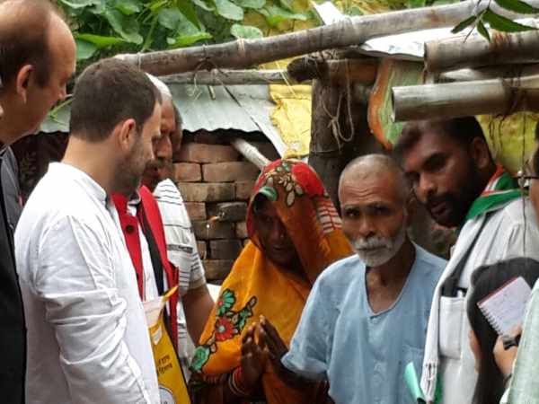 राहुल गांधी ने सुनीं किसानों की समस्याएं