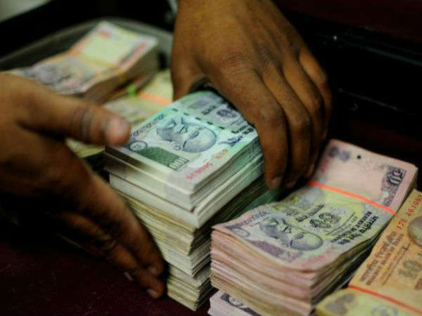पिछले साल ही आरबीआई ने लगाई पाबंदी
