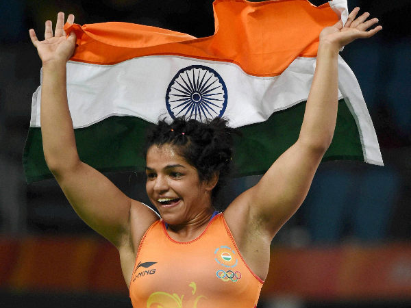 sakshi malik, uri terror attack, surgical strike, pakistan, india, media, wrestler, भारत, पाकिस्तान, उरी आतंकी हमला, सर्जिकल स्ट्राइक, साक्षी मलिक, पहलवान sakshi malik, uri terror attack, surgical strike, pakistan, india, media, wrestler, भारत, पाकिस्तान, उरी आतंकी हमला, सर्जिकल स्ट्राइक, साक्षी मलिक, पहलवान