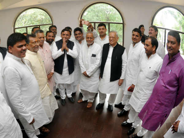 शिवपाल नदारद रहे इस बैठक से
