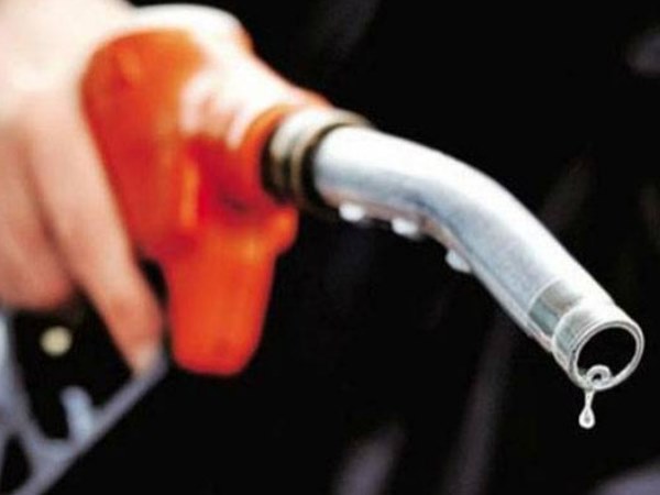 कच्चे तेल के दाम पहले ही मार रहे थे, उस पर ट्रंप ने डाला आग में घी