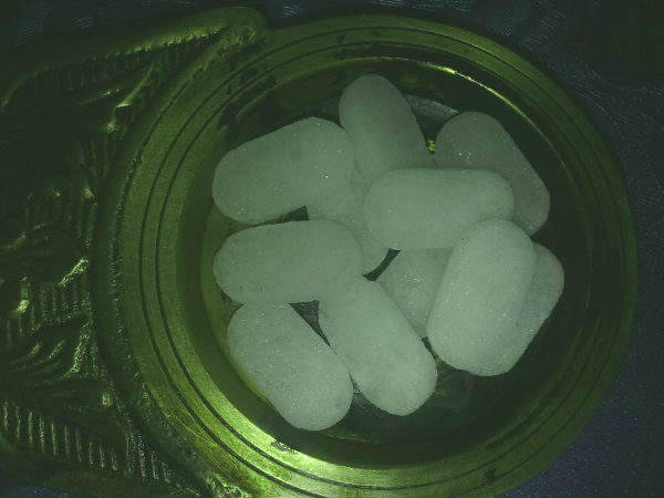 what is the relation between Camphor or Kapur/Kapoor and Hindu Puja what is the relation between Camphor or Kapur/Kapoor and Hindu Puja