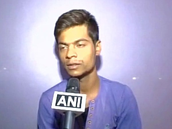 दूल्हा बोला, भव्य तरीके से करना चाहते थे शादी