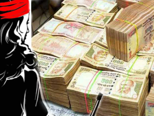 नोटबंदी के बाद नक्सलियों की मुश्किल बढ़ी