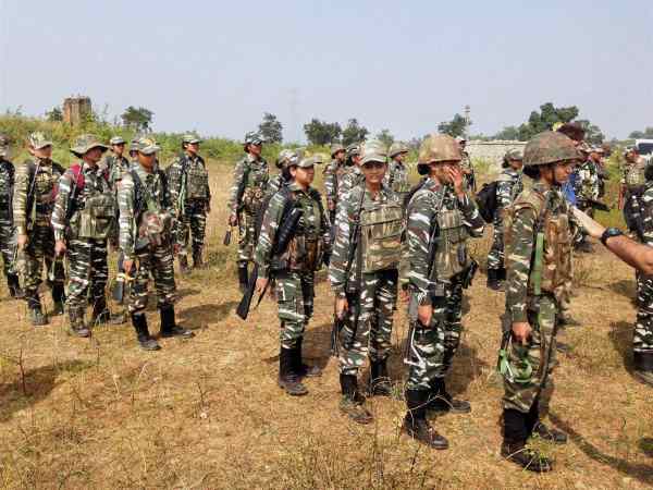 नक्सलियों को करीब 1000 करोड़ का नुकसान!