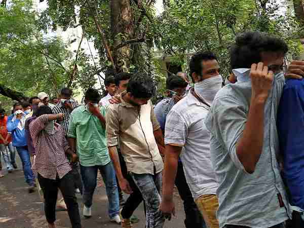 'मैम, 500 डॉलर अभी दे दीजिए'