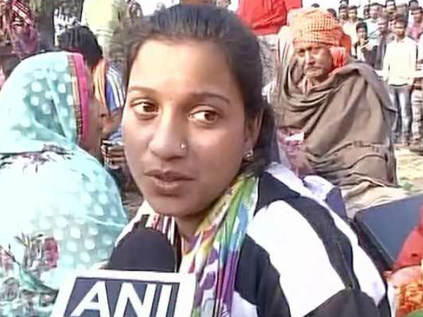 Patna Indore Express Derails, Passengers told about Train Accident Patna Indore Express Derails, Passengers told about Train Accident