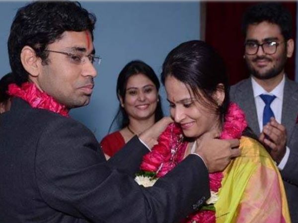 IAS couple IAS couple