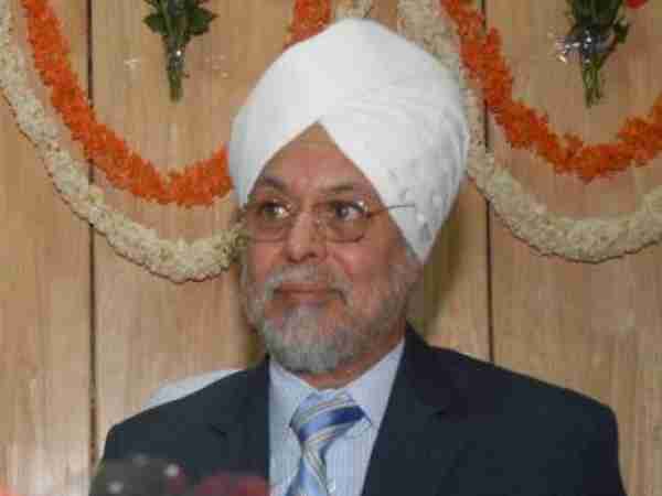 SC के CJI जे एस खेहर बोले-चुनावी वादे नहीं होते पूरे, राजनीतिक पार्टियों की जिम्मेदारी हो तय SC के CJI जे एस खेहर बोले-चुनावी वादे नहीं होते पूरे, राजनीतिक पार्टियों की जिम्मेदारी हो तय